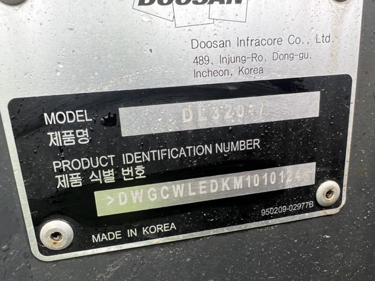 2021-doosan-dl320-7-image-24