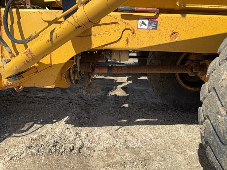 deere-300d-ii-image-10