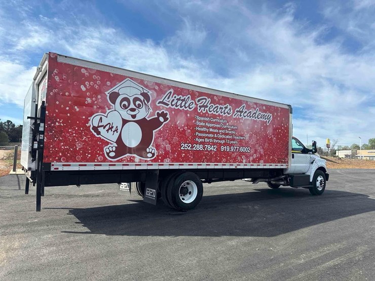 2022-morgan-26-ft-image-12