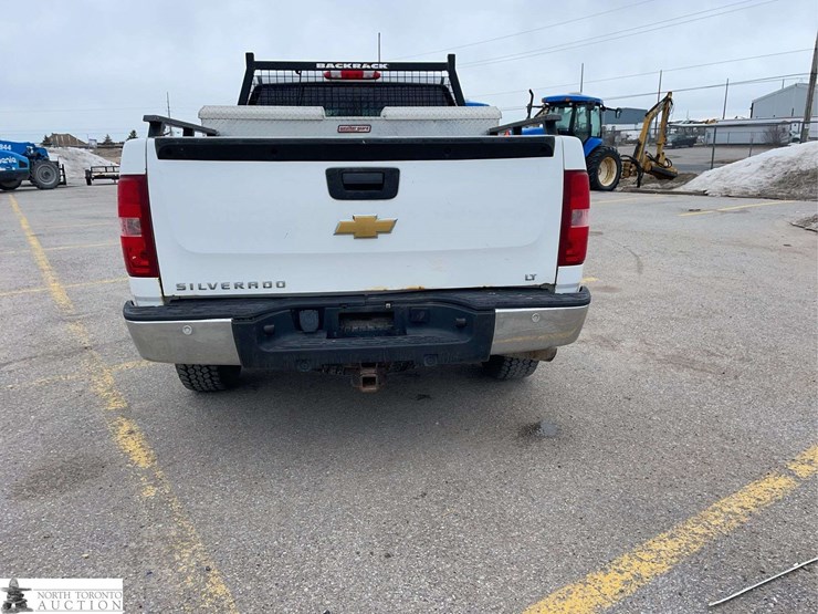 2013-chevrolet-silverado-1500-image-6
