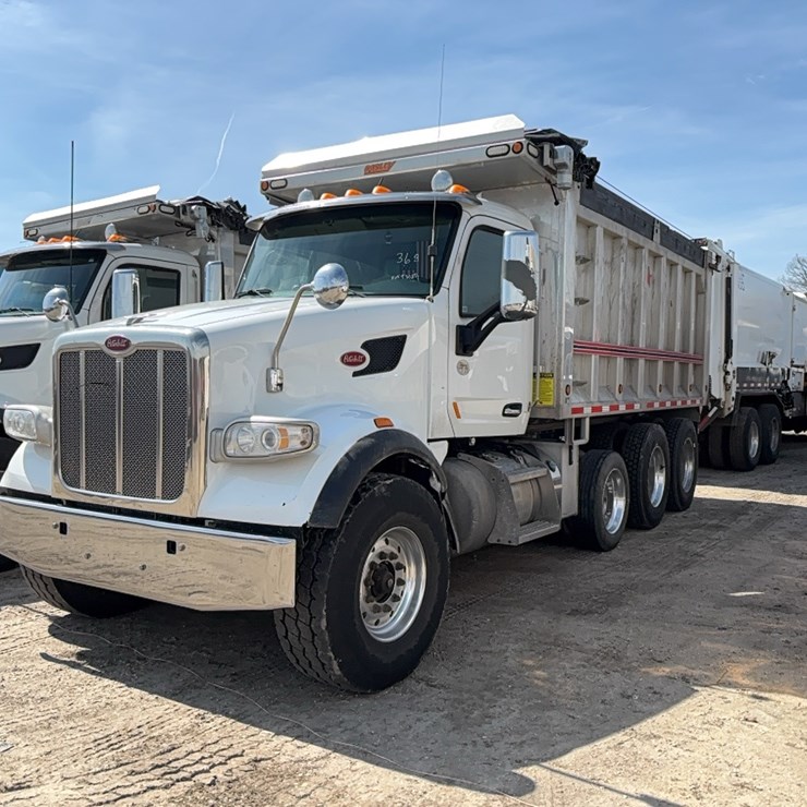 2018 PETERBILT 567