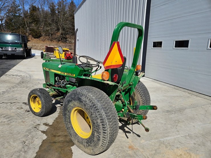 john-deere-750-image-3