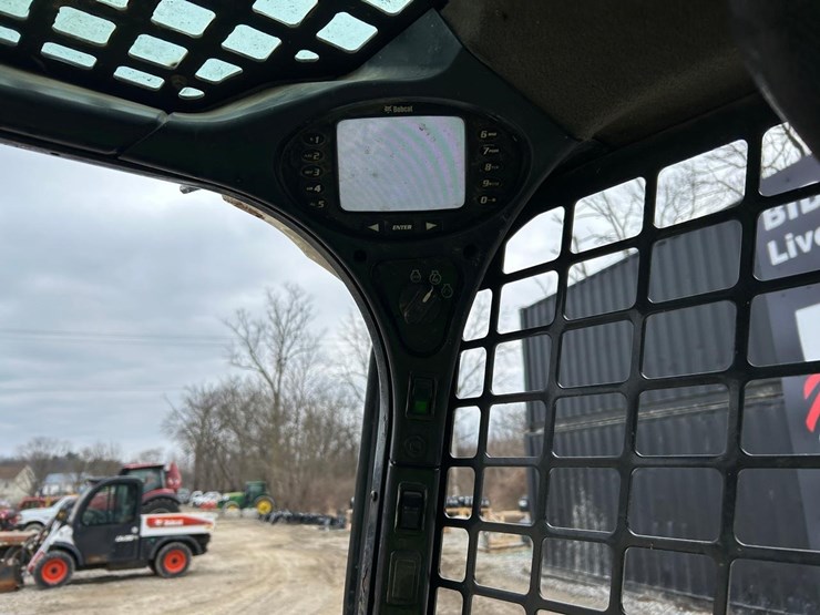 bobcat-t590-image-26