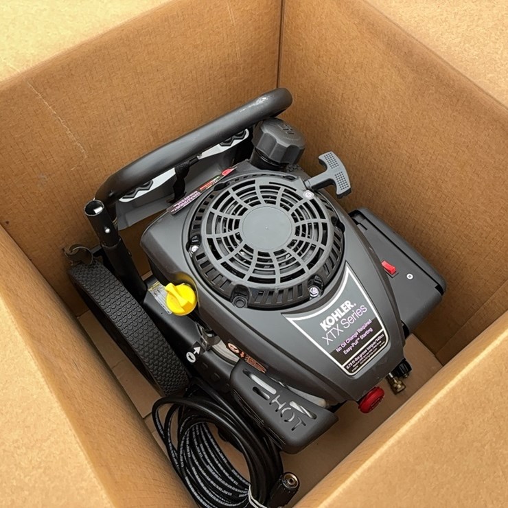 NEW 2800 PSI SIMPSON PRESSURE WASHER W/ KOHLER ENGINE NEW SUPPORT EQUIPMENT