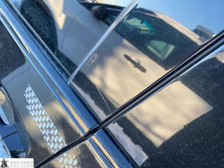 2011-bmw-x5-image-39