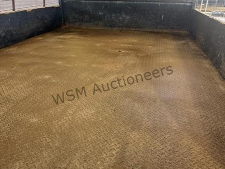 2008-chevrolet-silverado-3500hd-image-10