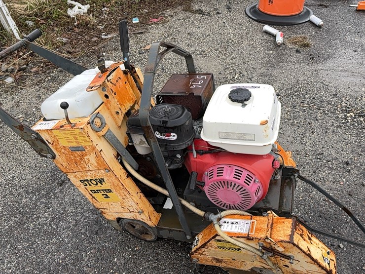 stow-cutter-3-walkbehind-road-saw-support-equipment-image-4