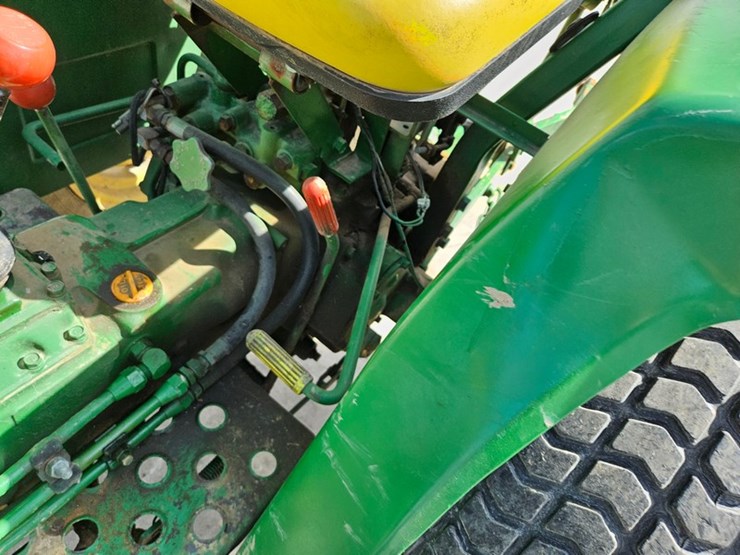 john-deere-750-image-28