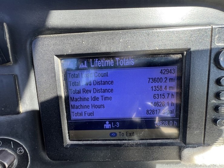 2013-caterpillar-740b-image-54