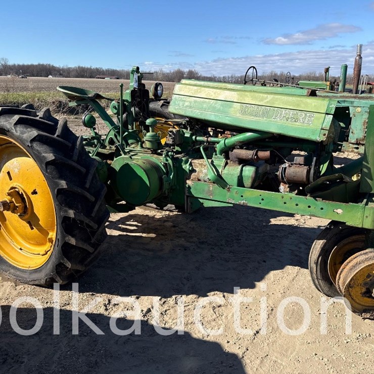 JOHN DEERE A