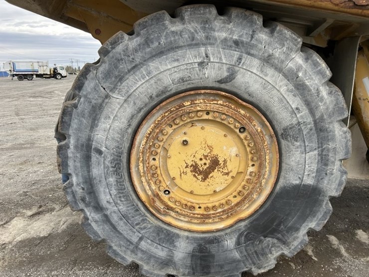 2009-caterpillar-ad55b-image-12