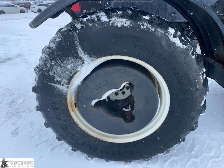 2014-new-holland-tv6070-image-24