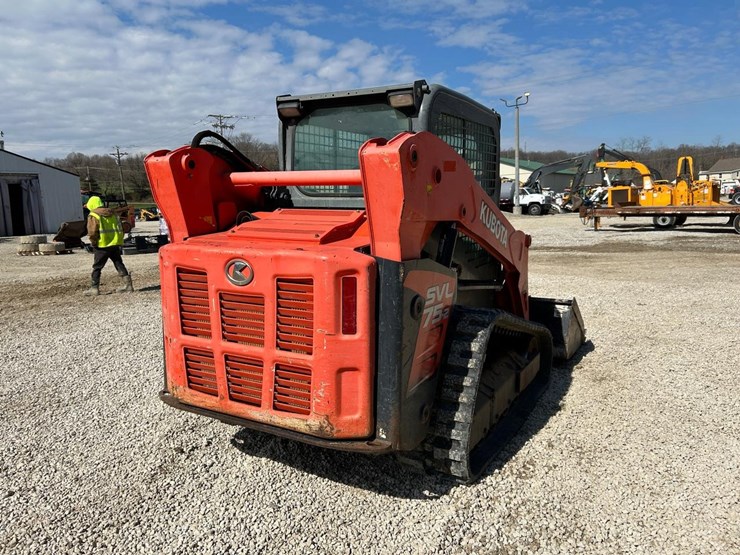 2016-kubota-svl75-2-image-4