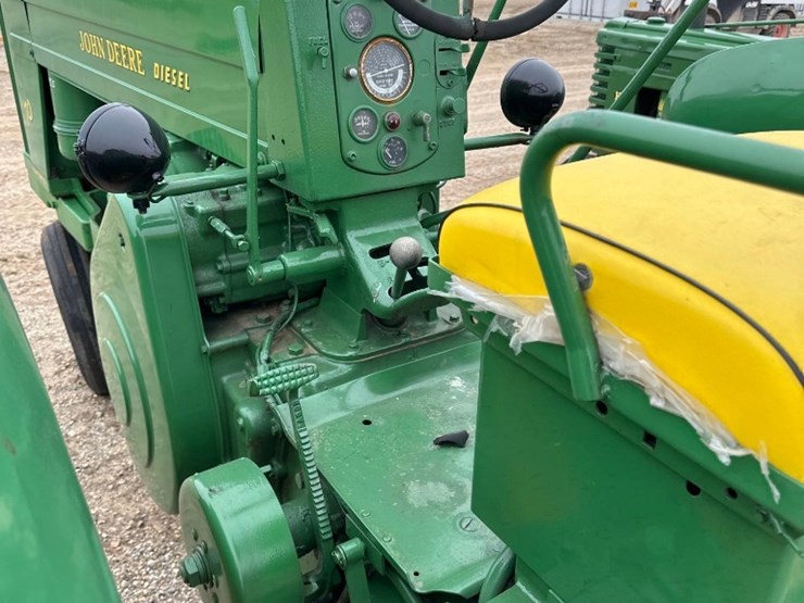 john-deere-70-image-10