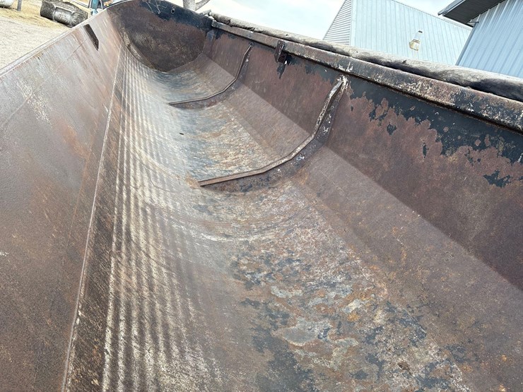 2015-smithco-side-dump-image-64