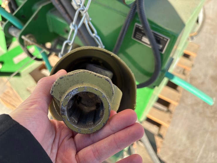 a1-60-gallon-3pt-mist-sprayer--1-owner-image-10