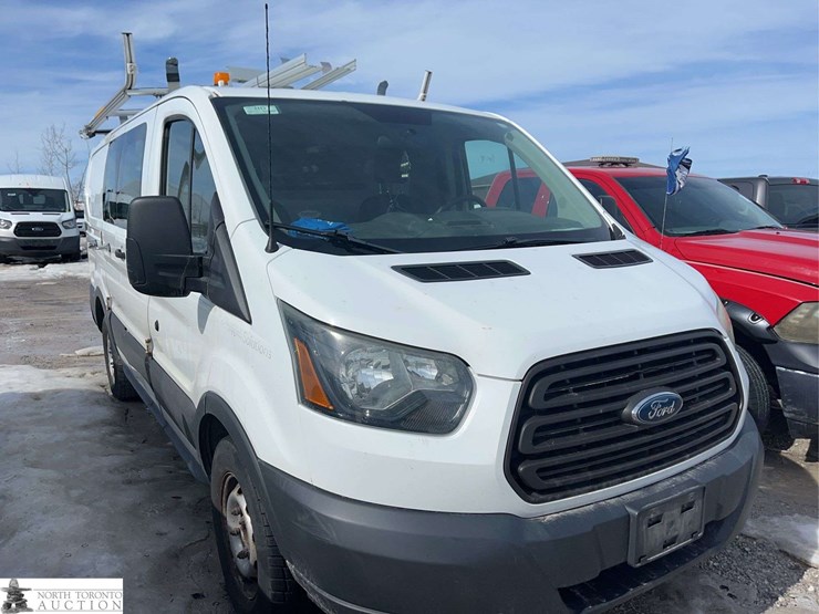 2015-ford-transit-image-5