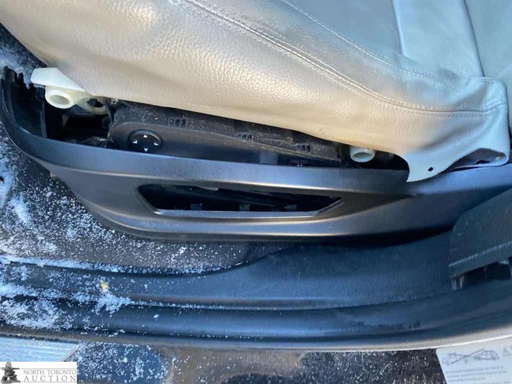 2011-bmw-x5-image-19