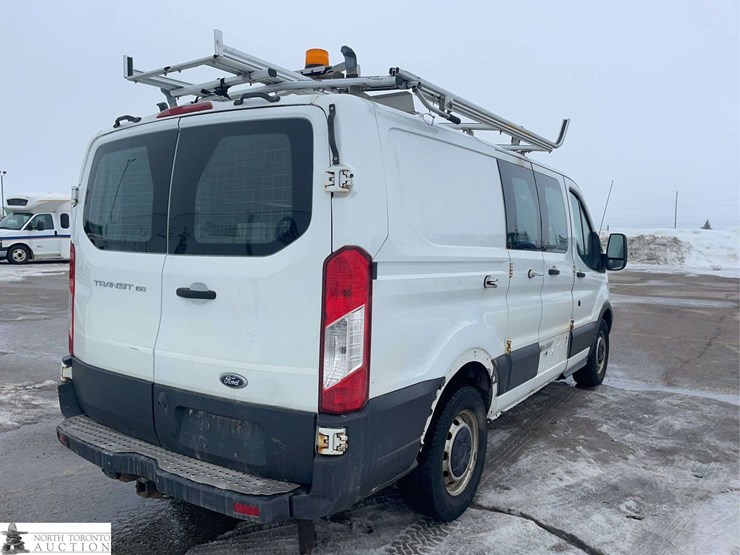 2016-ford-transit-image-5