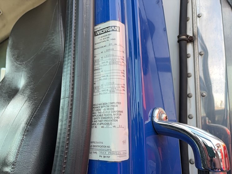 2017-international-durastar-4300-image-14