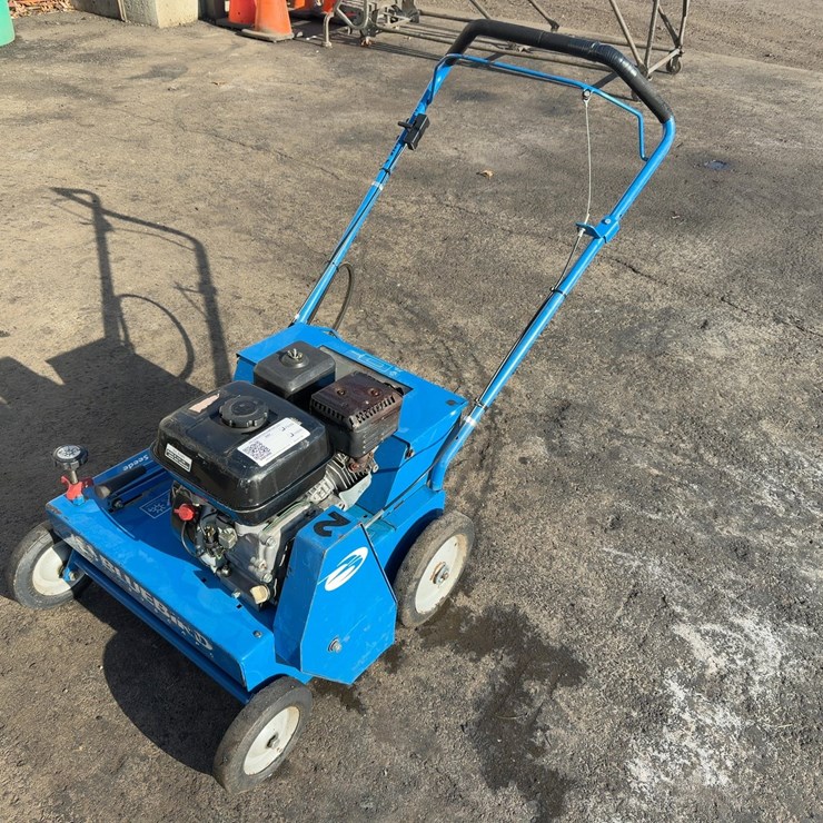 BLUEBIRD P18 WALK BEHIND OVERSEEDER