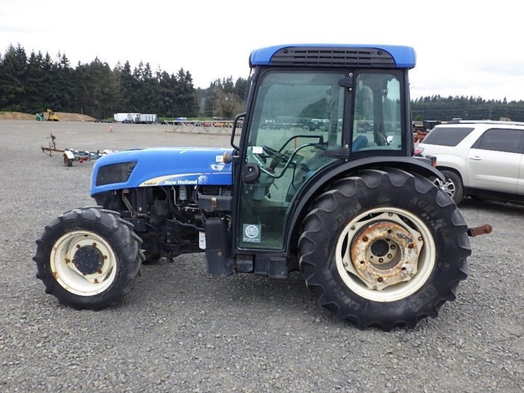 new-holland-t4060f-image-8