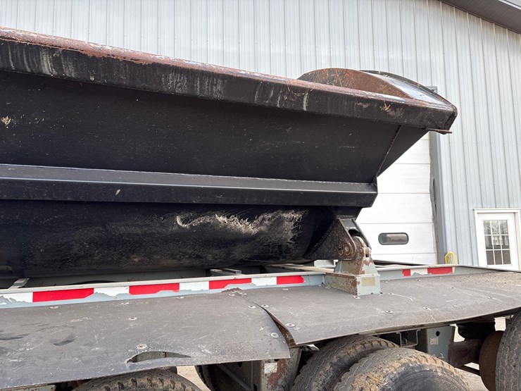 2015-smithco-side-dump-image-45