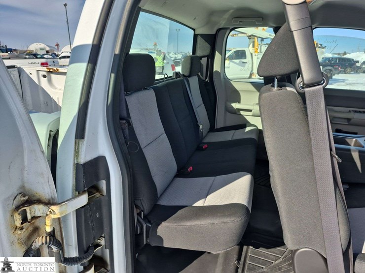 2008-chevrolet-silverado-1500-image-27