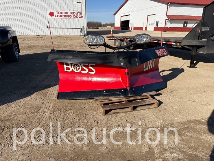 2040---boss-smart-shield-power-v-dxt-snow-blade---9'2",-like-new-image-2