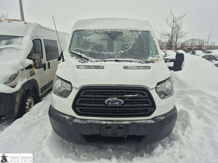 2016-ford-transit-image-6