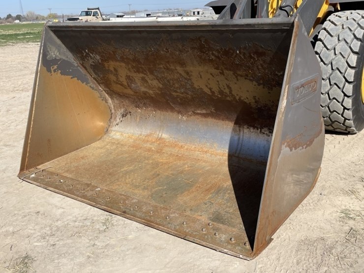 2023-volvo-l70h-image-14