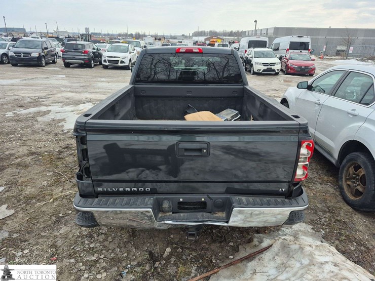 2017-chevrolet-silverado-1500-image-5