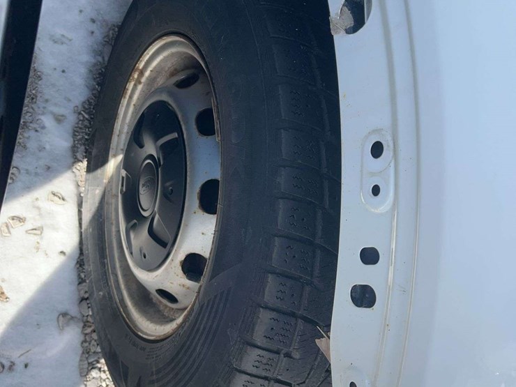 2016-ford-transit-image-7