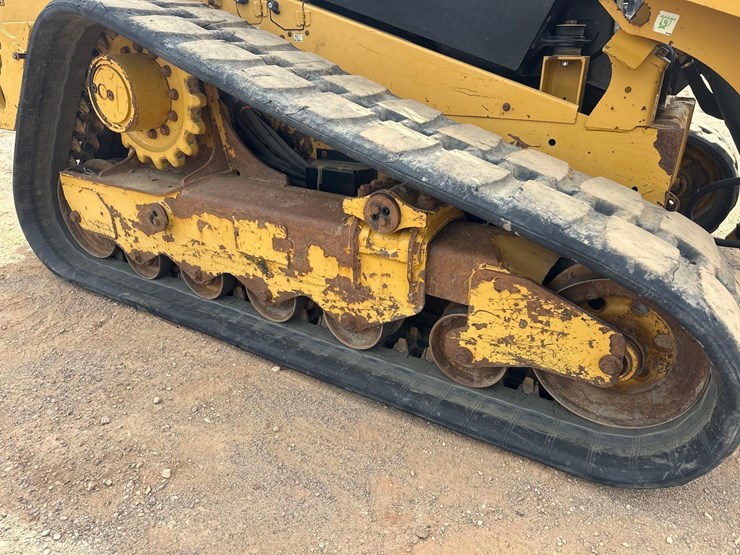 2017-caterpillar-299d2-image-11