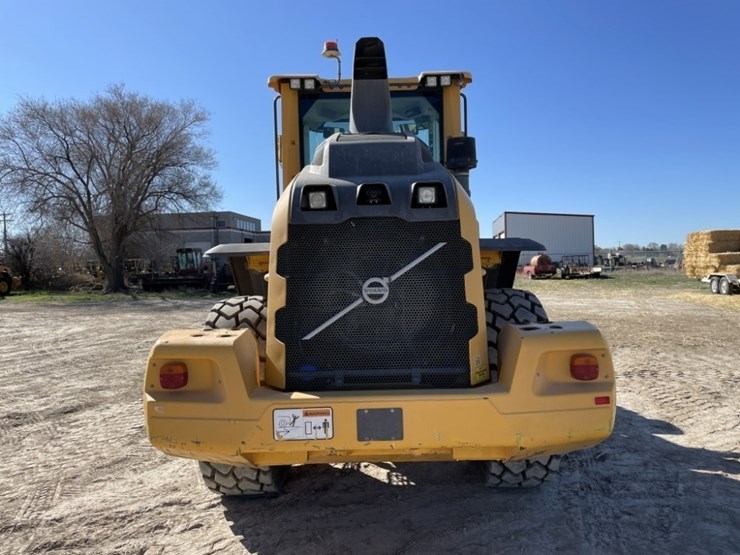 2023-volvo-l70h-image-4