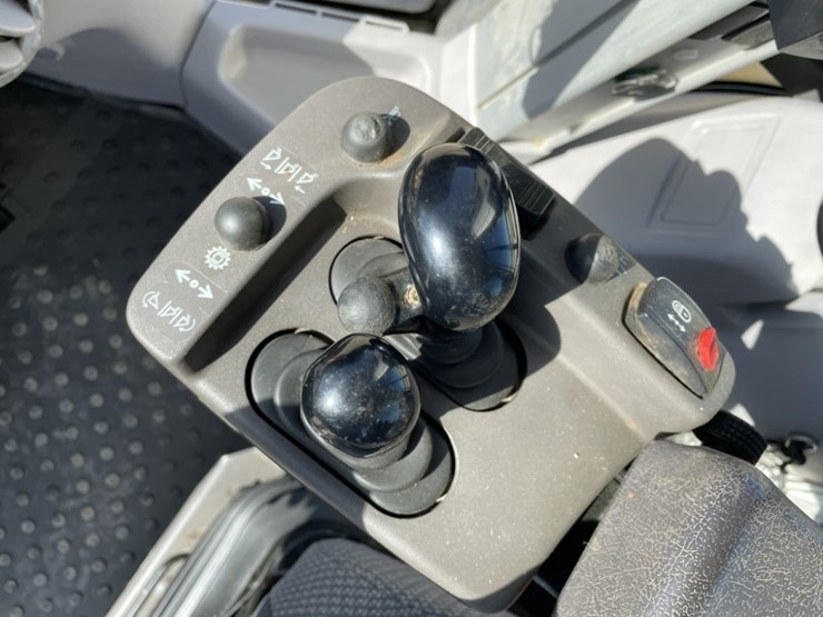 2024-volvo-l70h-image-35