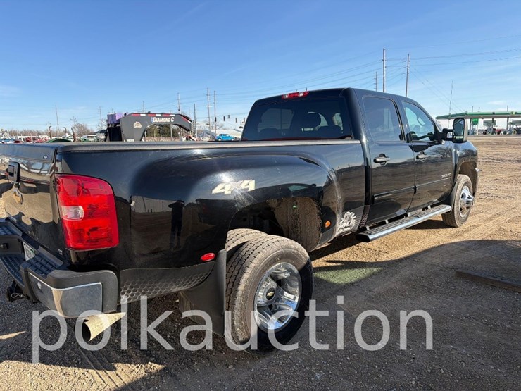 2012-chevrolet-3500hd-image-5