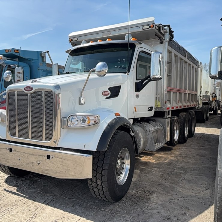 2019 PETERBILT 567