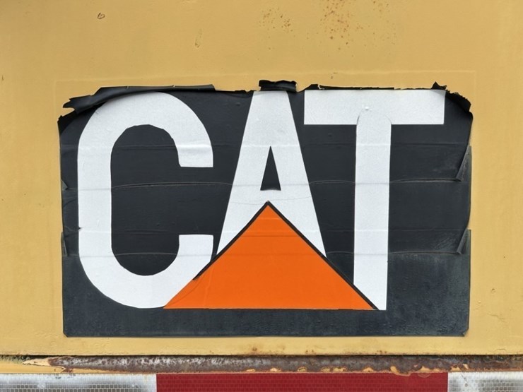 2009-caterpillar-ad55b-image-14