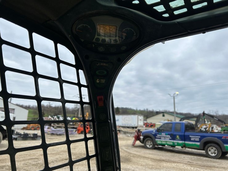 bobcat-t590-image-21