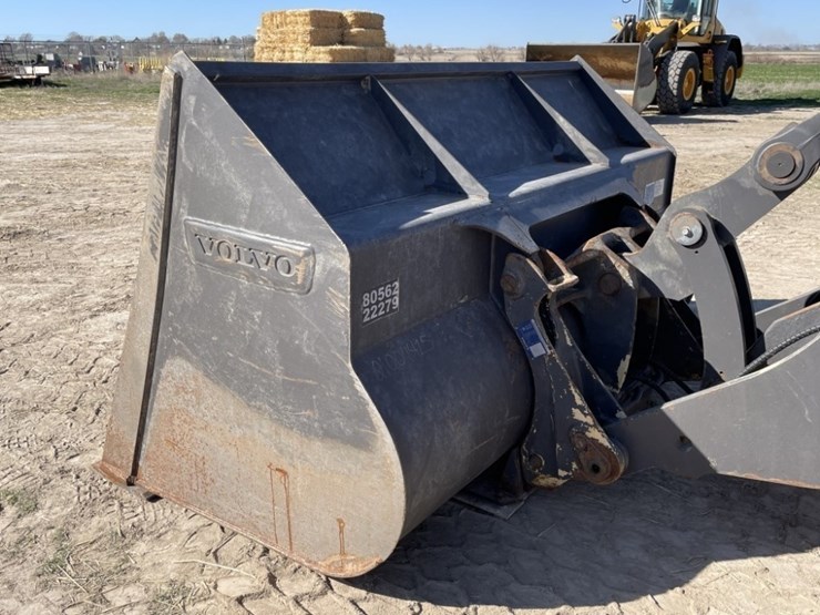 2023-volvo-l70h-image-15