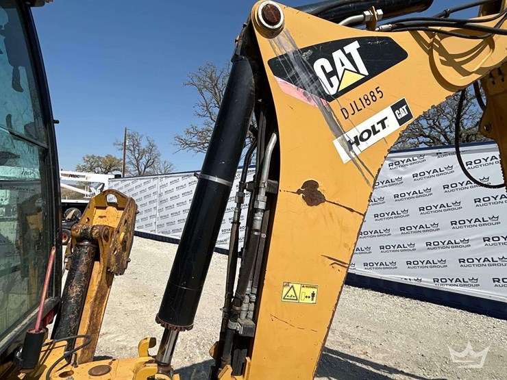 2011-caterpillar-420e-image-25