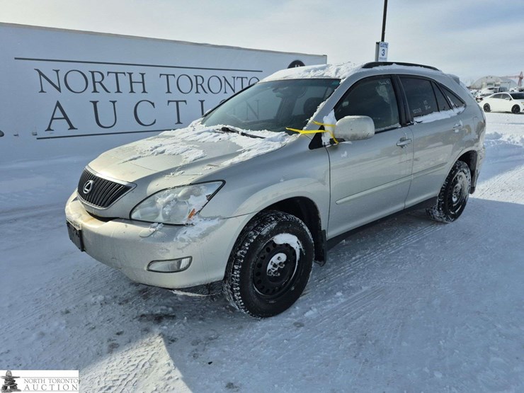 2005-lexus-rx330-image-1