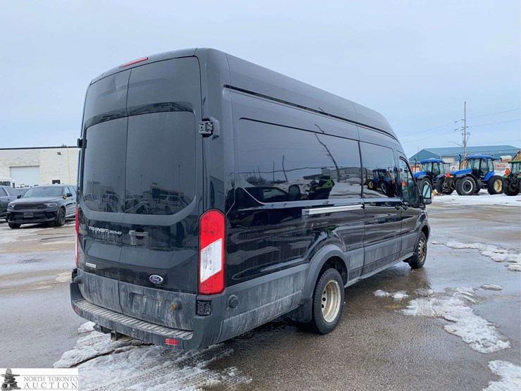 2017-ford-transit-image-5