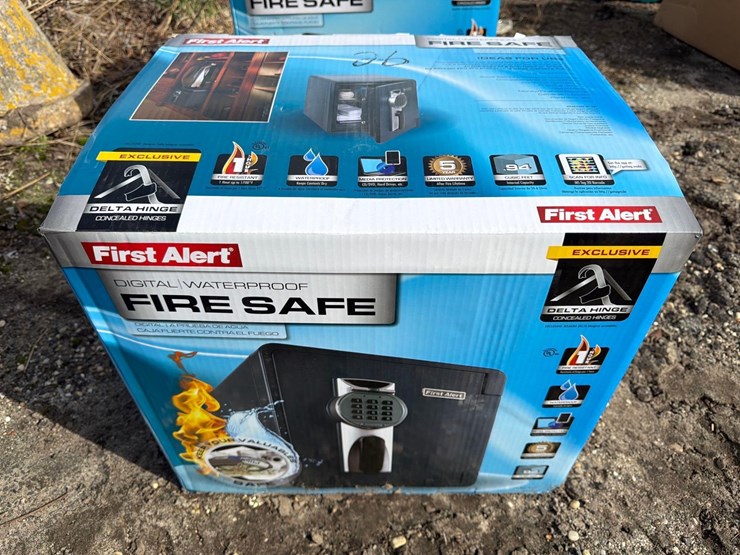 new-first-alert-2087fa-.94-cu-ft-fire-and-water-proof-dial-combination-safe-new-support-equipment-image-1