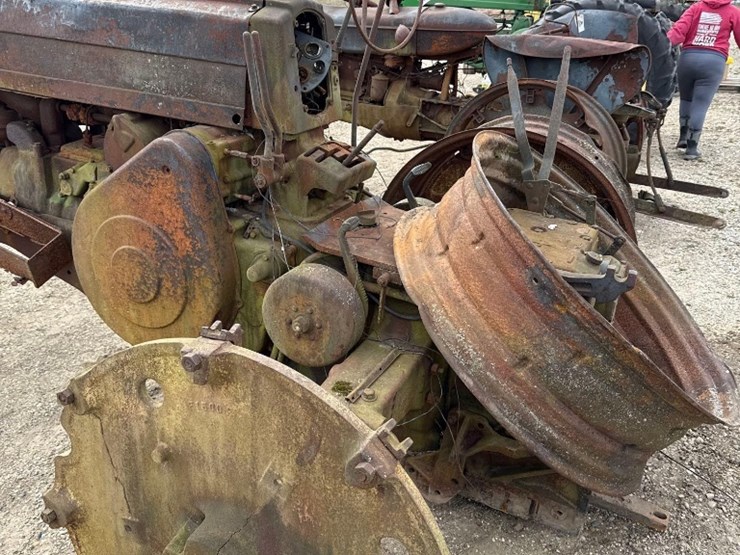 john-deere-720-image-4