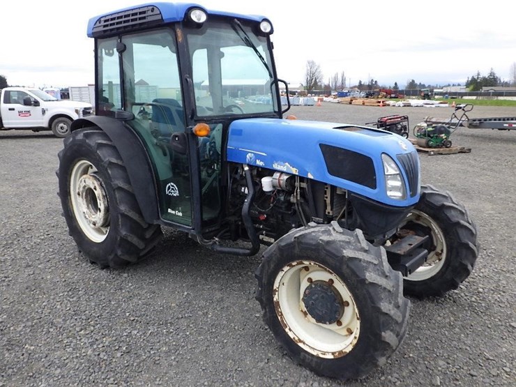 new-holland-t4060f-image-3