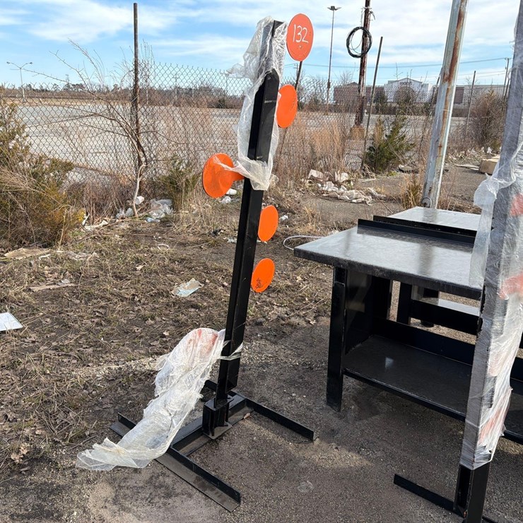 NEW 3/8IN. AR500 DUELING TREE SHOOTING TARGET NEW SUPPORT EQUIPMENT