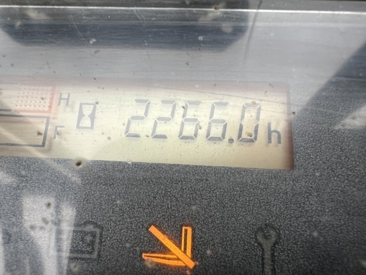 2014-toyota-8fgu25-image-25