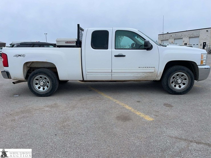 2013-chevrolet-silverado-1500-image-4